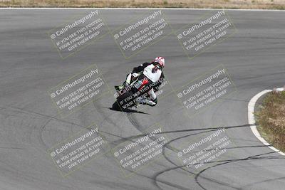 media/Apr-20-2025-AHRMA (Sun) [[393a79c373]]/Race/Group 8/Turn 4b/